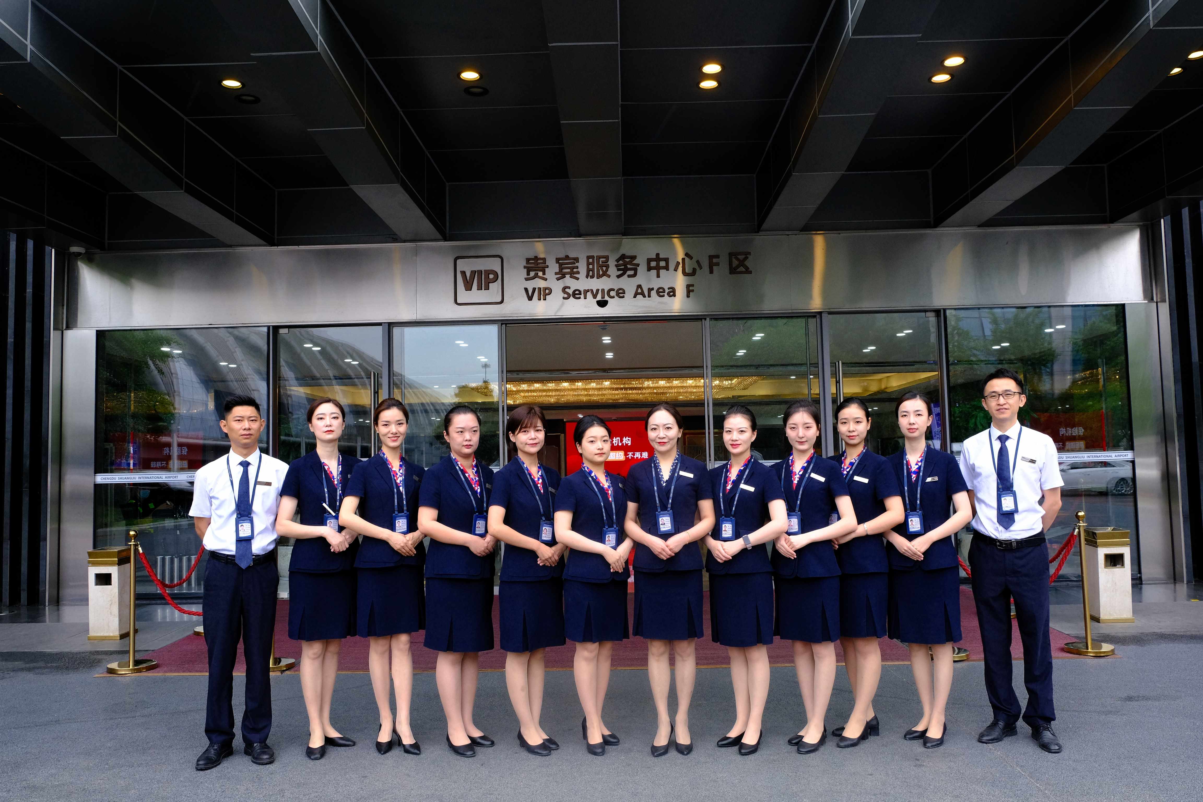 1691742551754238.jpg 02 股份貴賓優(yōu)享班.jpg