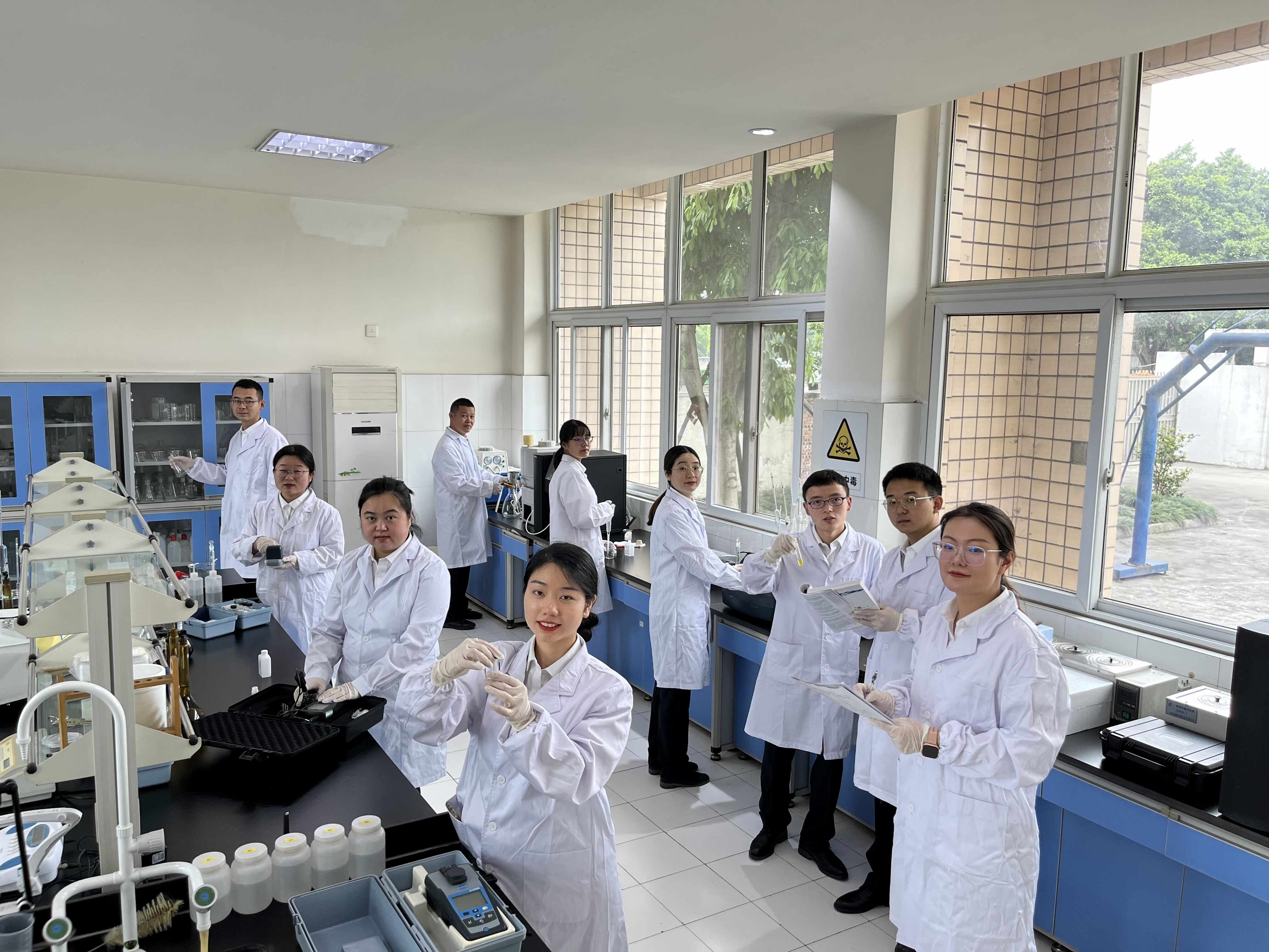 1691742654323660.jpg 07 動(dòng)能部雙流水質(zhì)化驗組.jpg